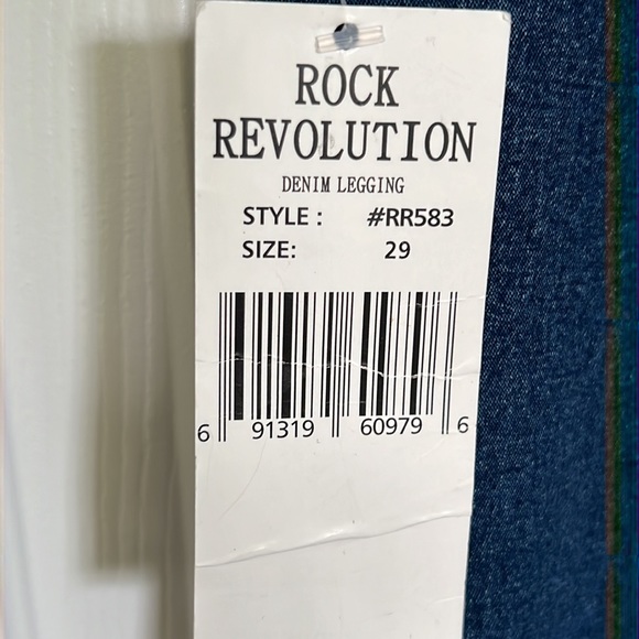 NWT Rock Revolution denim Legging jeans Sz 29 rhinestone studded logo in back - Picture 6 of 12